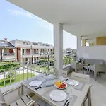 My Peschiera Holiday Q1 شقة