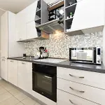 Apartment My Peschiera Q1 *