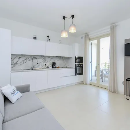 My Peschiera Q1 Apartment