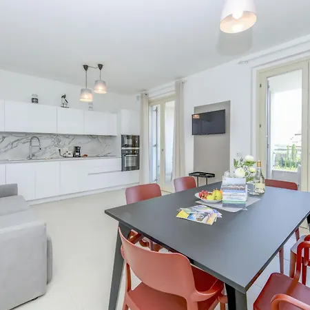 My Peschiera Q1 Apartment