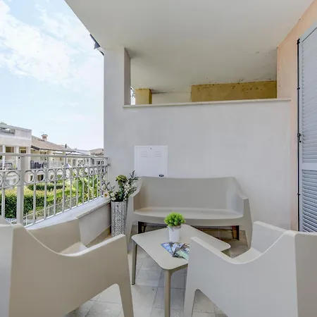 My Peschiera Q1 *