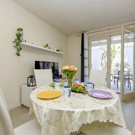 My Peschiera Holiday Q1 شقة كاستلْنْيوفو ديل غارد