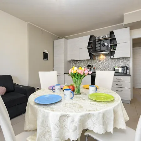 Apartment My Peschiera Q1 *