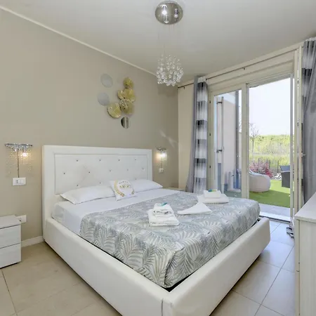 Apartment My Peschiera Q1 *